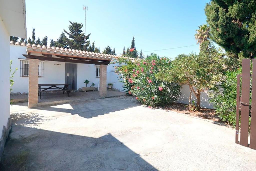 コニル・デ・ラ・フロンテラ Casas Paqui Y Pablo Con Piscina Compartida En Conilヴィラ エクステリア 写真